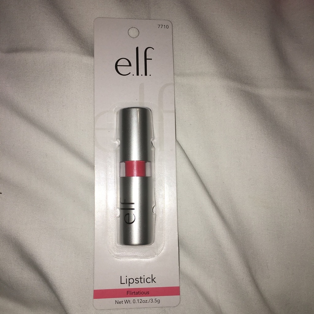 💥E.L.F lipstick💥
